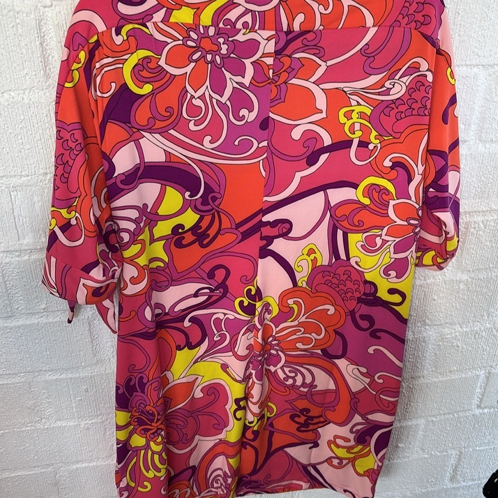 Trina Turk Psychedelic Floral Short Sleeve Tie Boat Neck Knee Length Dress sz M - Picture 7 of 7